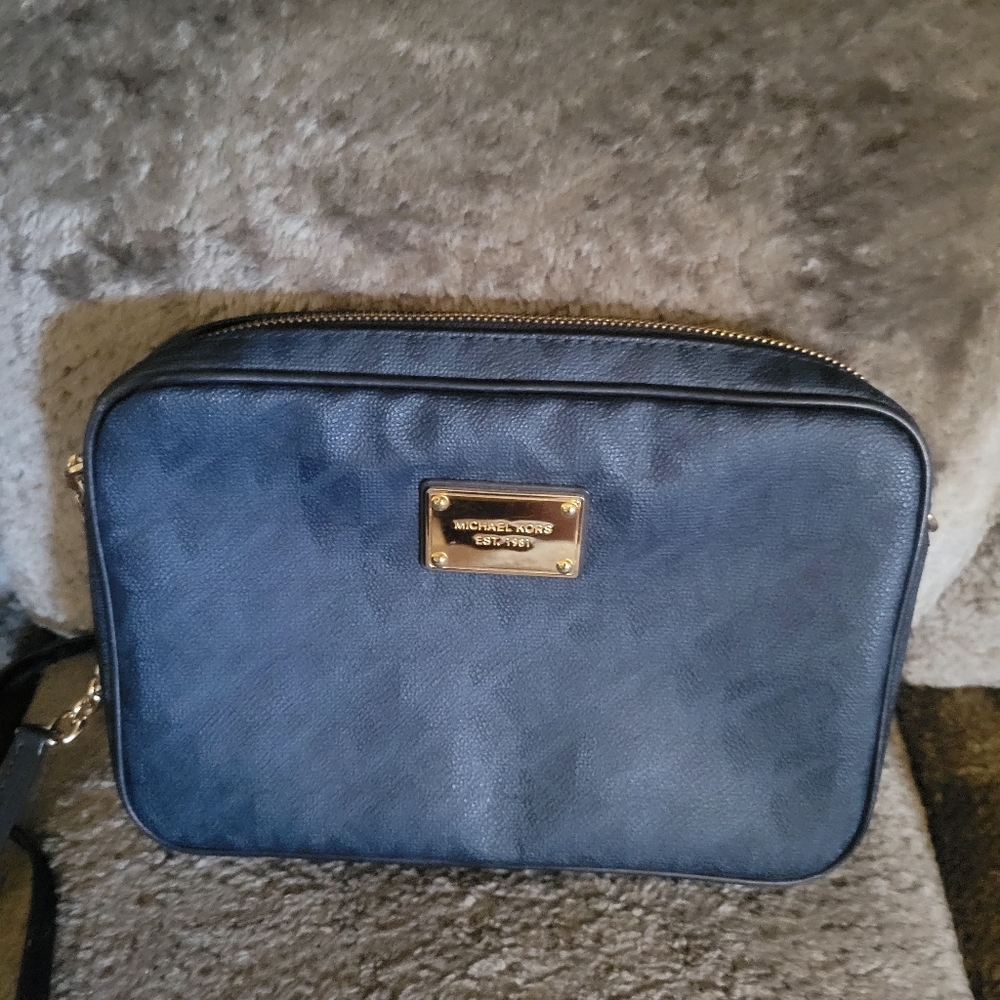 Michael Kors Crossbody